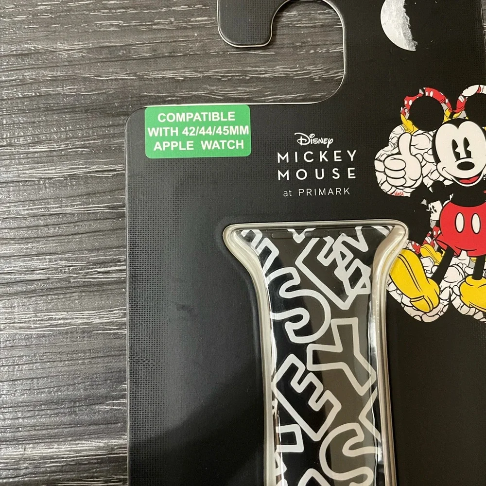 NWT Disney Mickey Watch Strap size 42mm / 44mm / 45mm